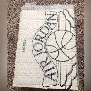 Jordan 2 Retro A Ma Maniére Airness collection